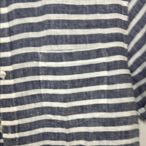 J.Crew M SIZE Men's Striped grey and White Shirt
💯% Linen - Picture 5 of 9